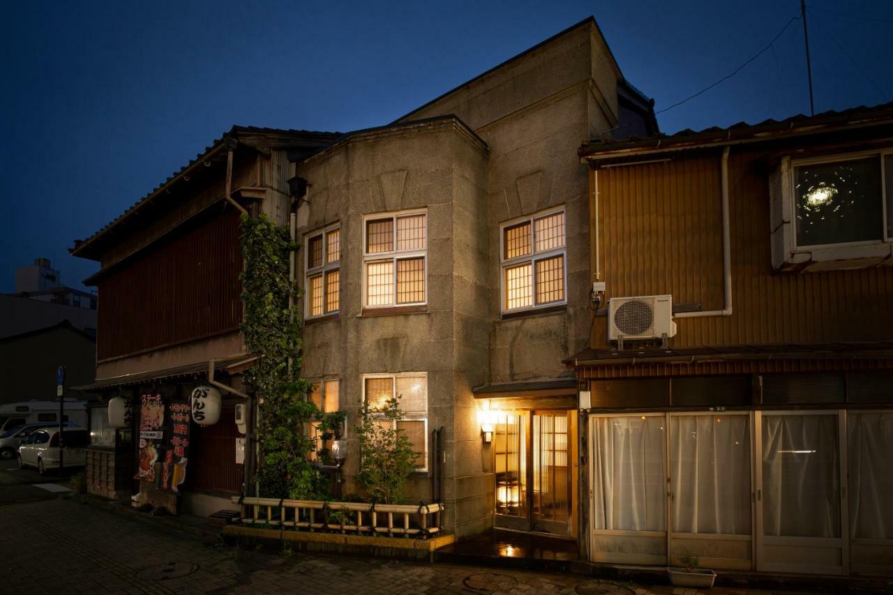 Kanazawa Machiya Kenroku Esterno foto